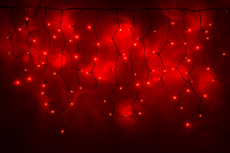 Гирлянда Айсикл 3,2х0,8 м, черный провод ПВХ, свечение красное мерцание красное