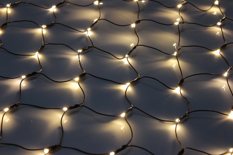 Гирлянда-сеть 2х3м, черный ПВХ провод, постоянное свечение, тепло-белая