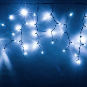 Гирлянда Айсикл 4,8х0,6 м, МЕРЦАЮЩАЯ, черный провод КАУЧУК, свечение белое/мерцание белое