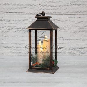 Декоративный фонарь со свечкой и шишкой,  бронзовый корпус,  размер 14x14x27 см,  цвет теплый белый