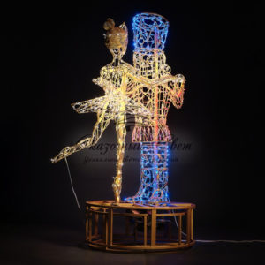 Декоративная декорация Щелкунчик и балерина 180 см